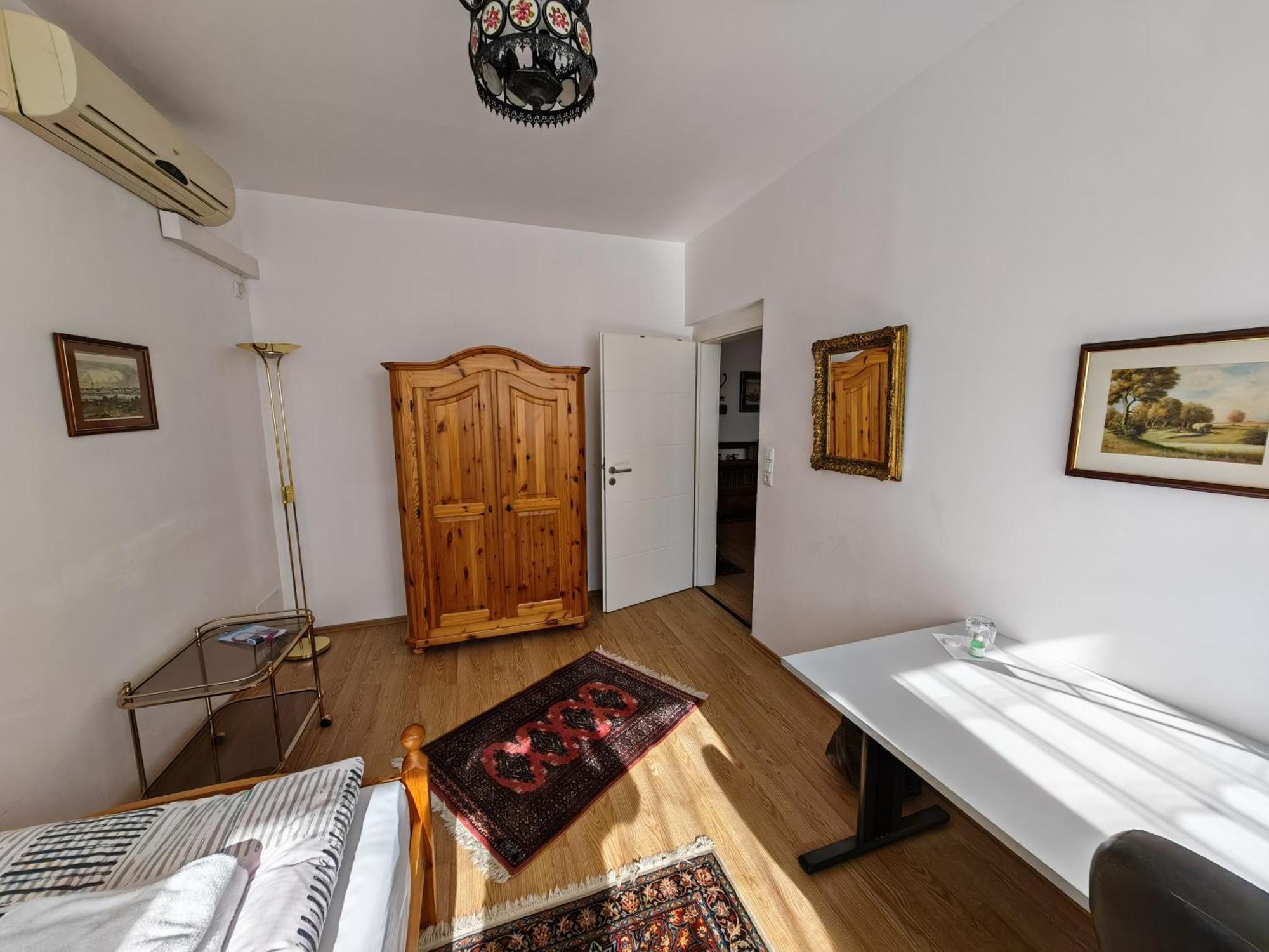 Apartment O3 - Gehobene 6-Zimmer Wohnung 175Qm Fuer 1-7 Personen 2X Dz 3X Ez غرافنفور المظهر الخارجي الصورة